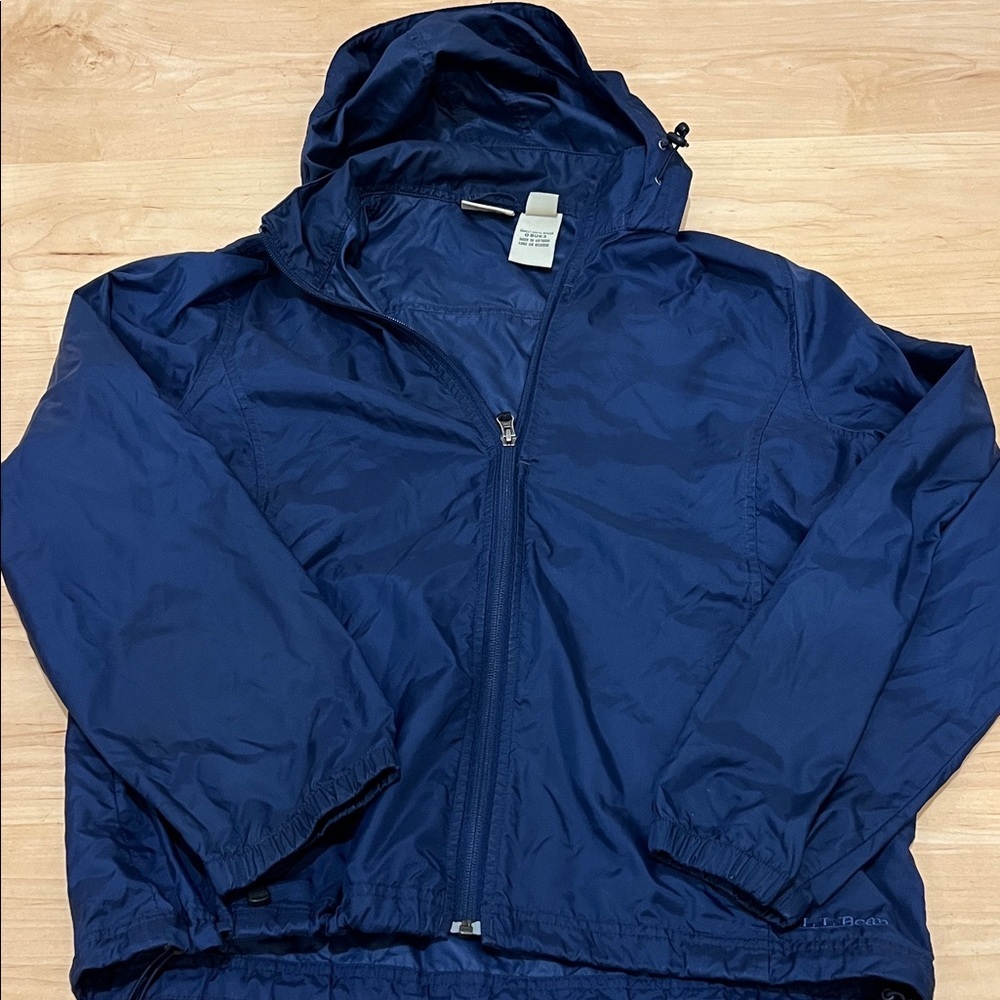 L.L. Bean Men's Navy Windbreaker Stowaway Jacket